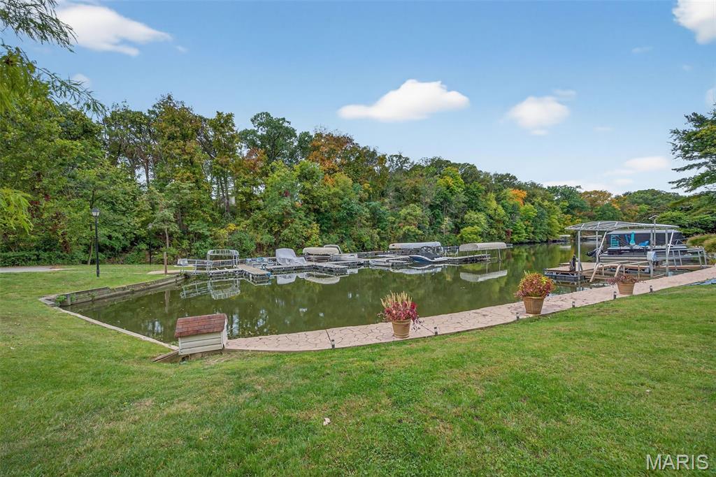 617 Lakeview Road Lake St. Louis, MO 63367 - Photo 3 of 45