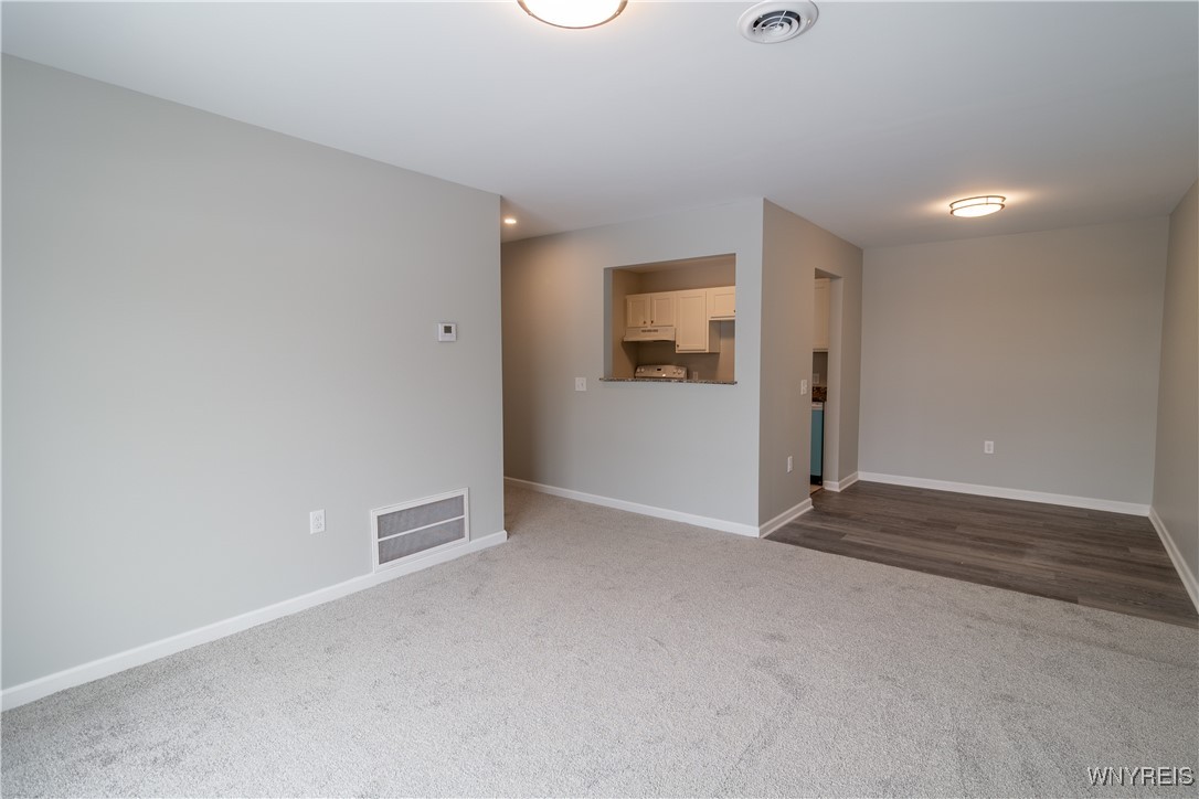 11 Robert Drive Lancaster, NY 14086 - Photo 7 of 45