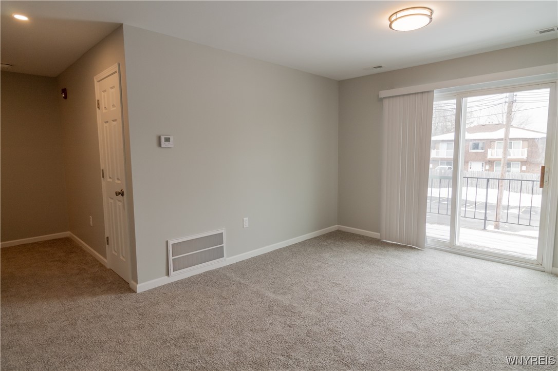 11 Robert Drive Lancaster, NY 14086 - Photo 9 of 45