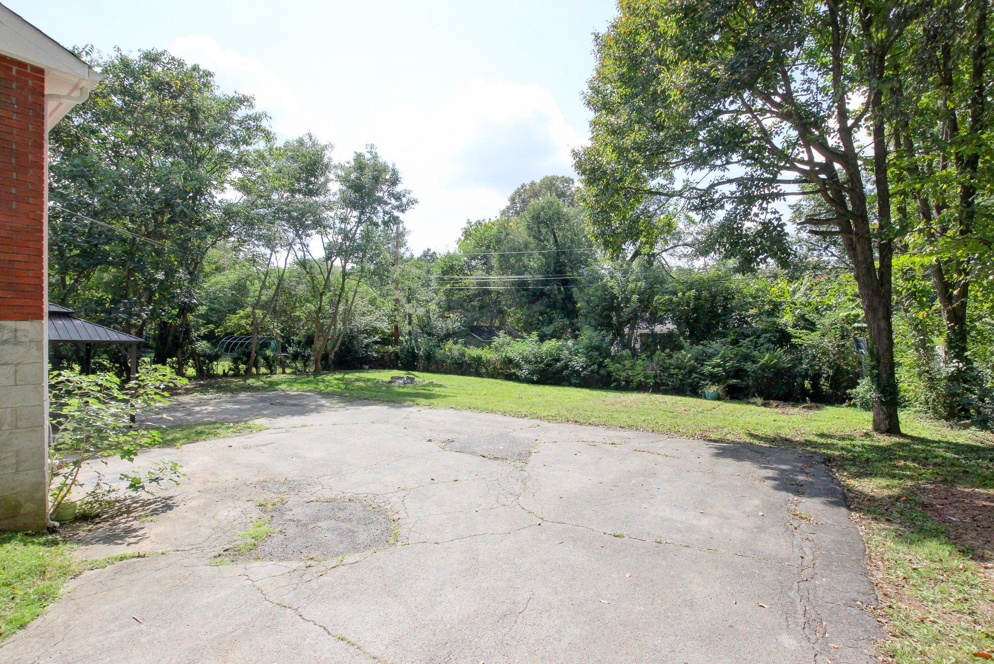 119 Bluegrass Road Clarksville, TN 37042 - Photo 12 of 14 Gallery Image 12