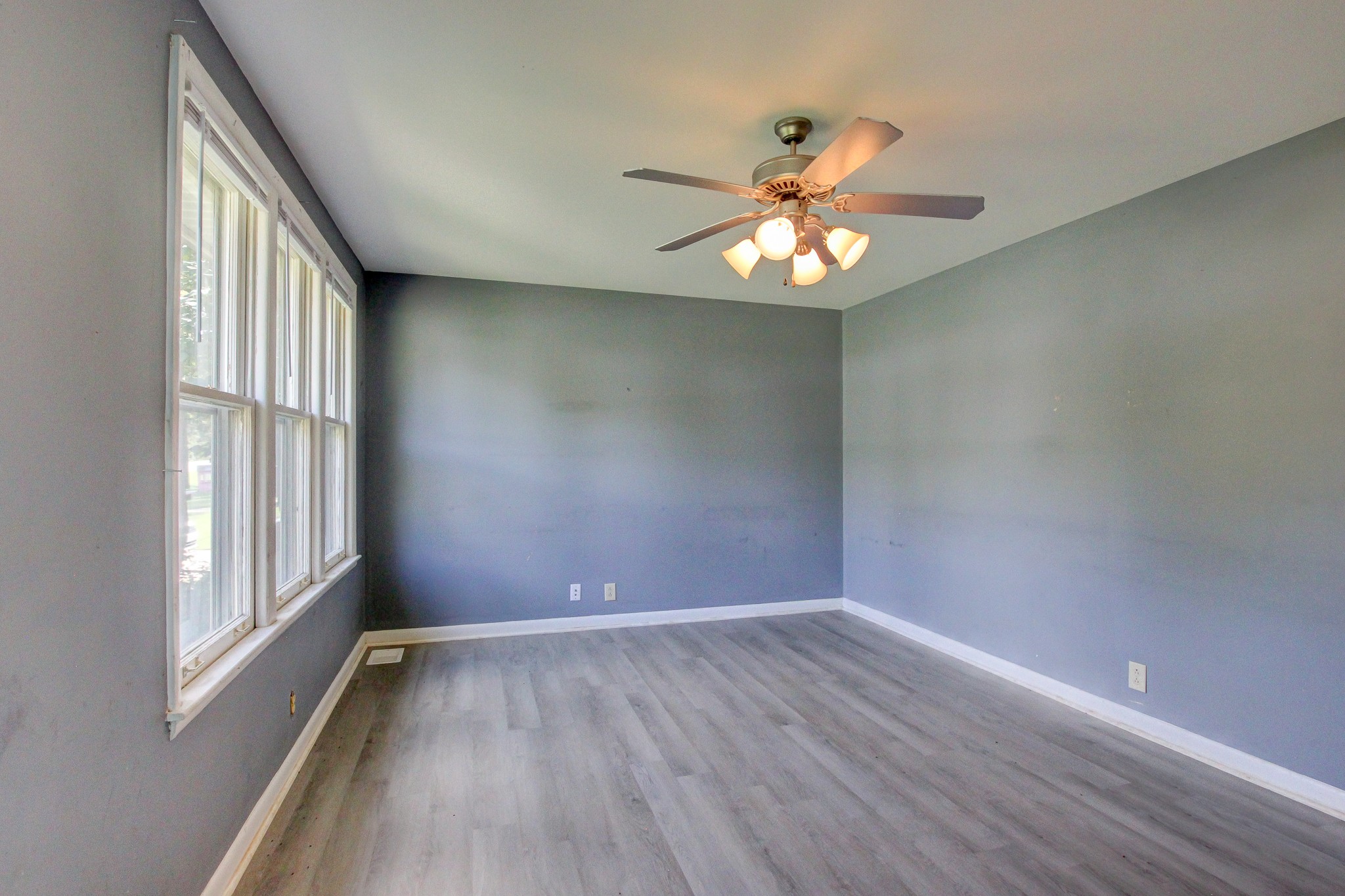 119 Bluegrass Road Clarksville, TN 37042 - Photo 4 of 14 Gallery Image 4