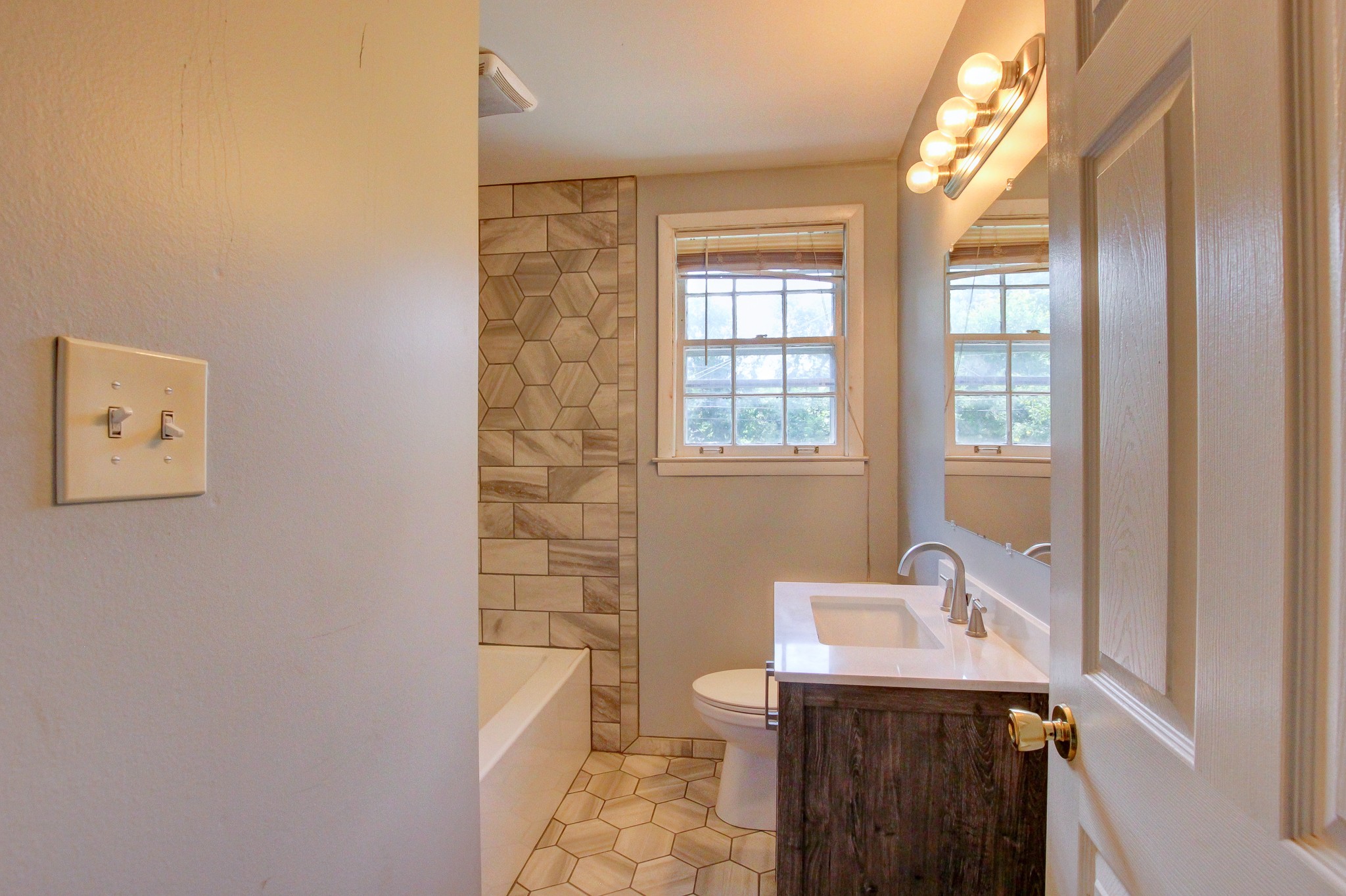 119 Bluegrass Road Clarksville, TN 37042 - Photo 7 of 14 Gallery Image 7