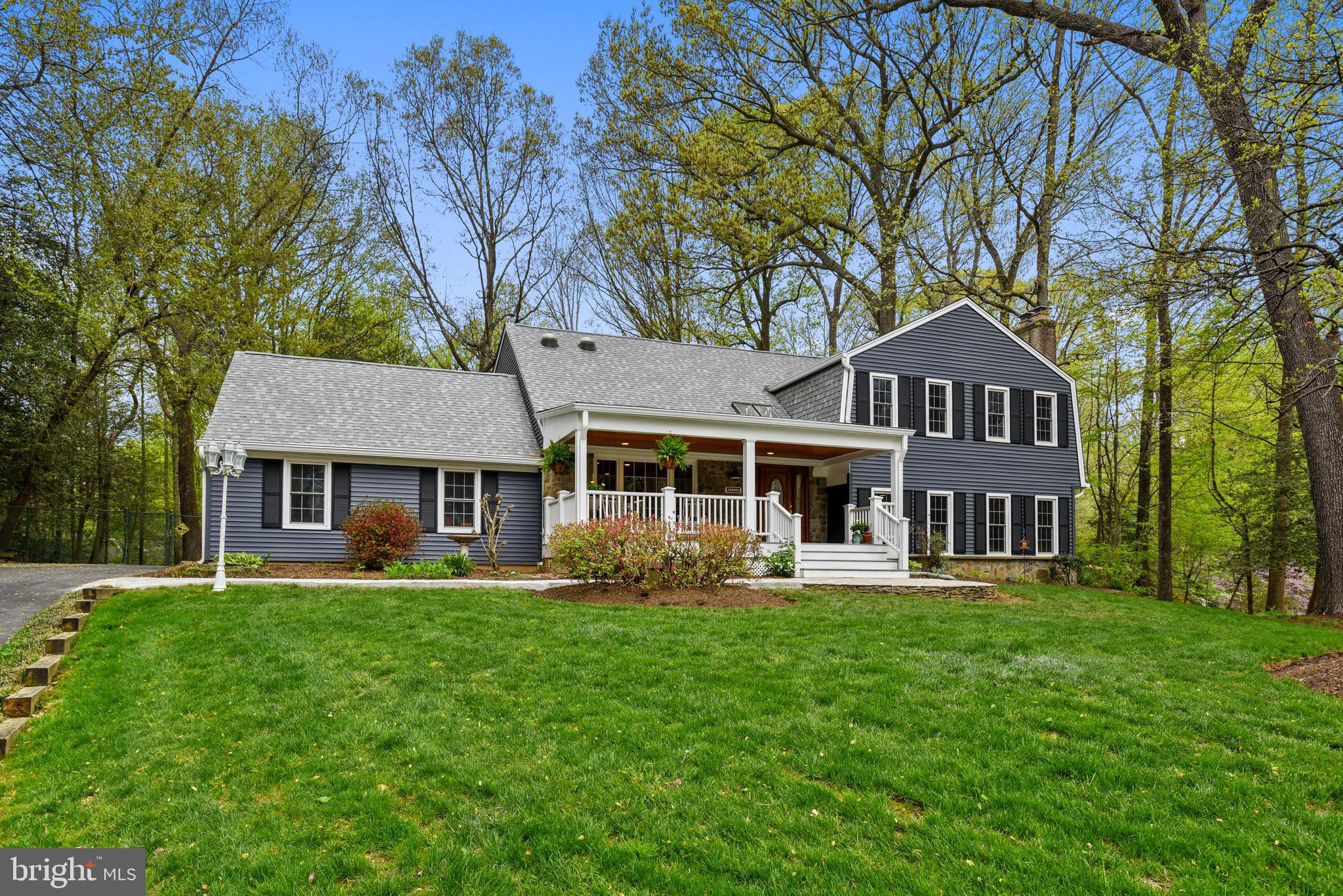 11727 Quay Road Oakton, VA 22124 - Photo 4 of 47 Beautifully updated home in wonderful Oakton!