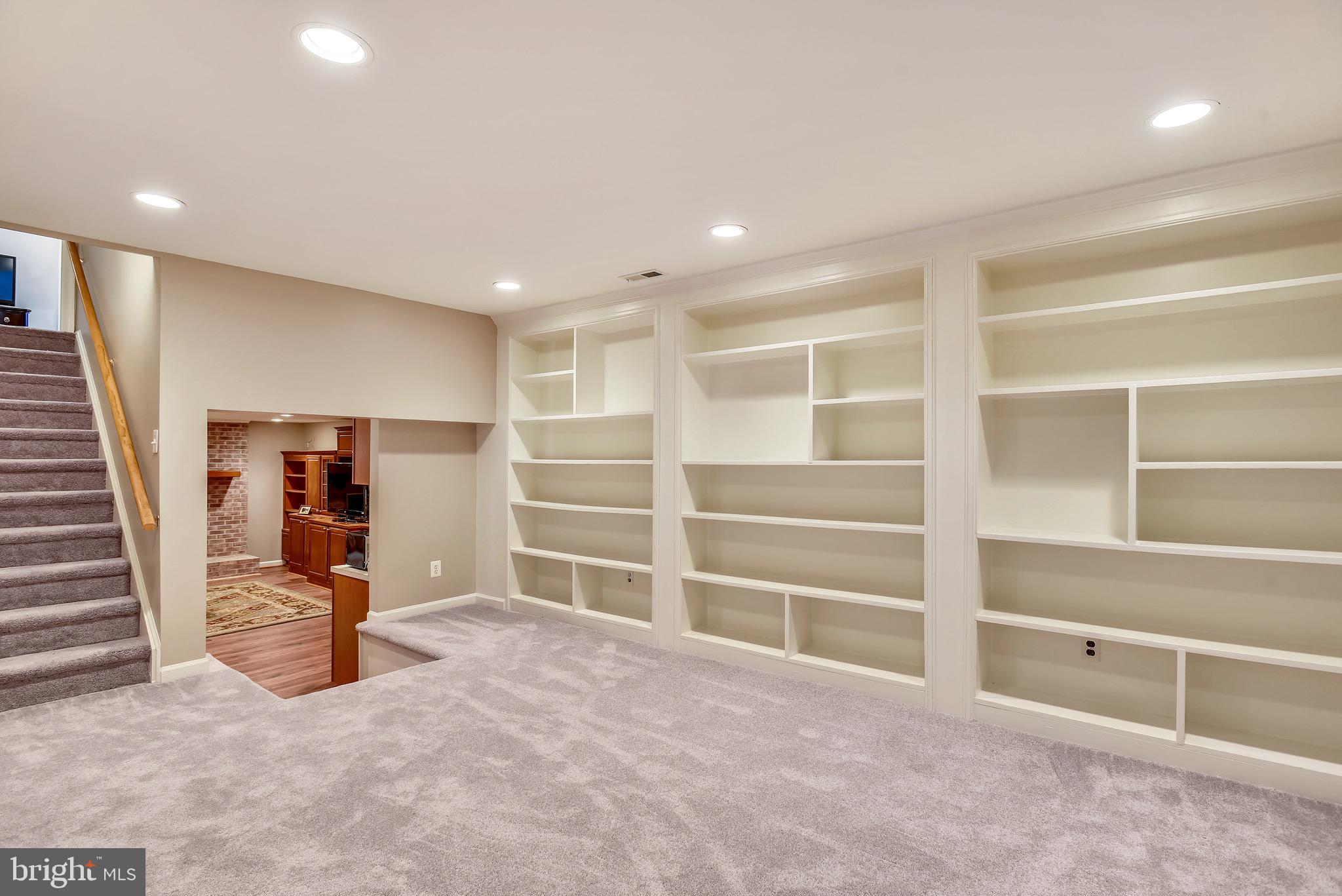 11727 Quay Road Oakton, VA 22124 - Photo 33 of 47 Gallery Image 33