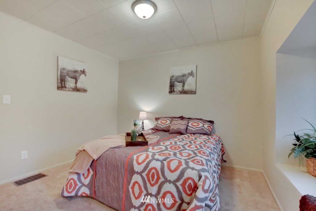 5317 South Roxbury Street Seattle, WA 98118 - Photo 14 of 22 Gallery Image 14