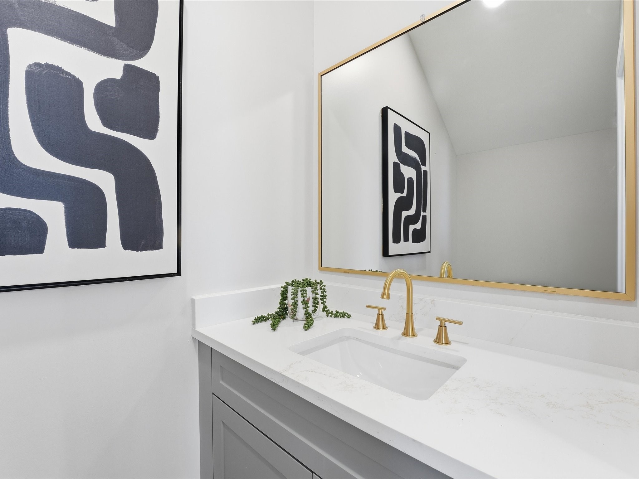 2306 Langley Road Houston, TX 77093 - Photo 14 of 26 Half Bath