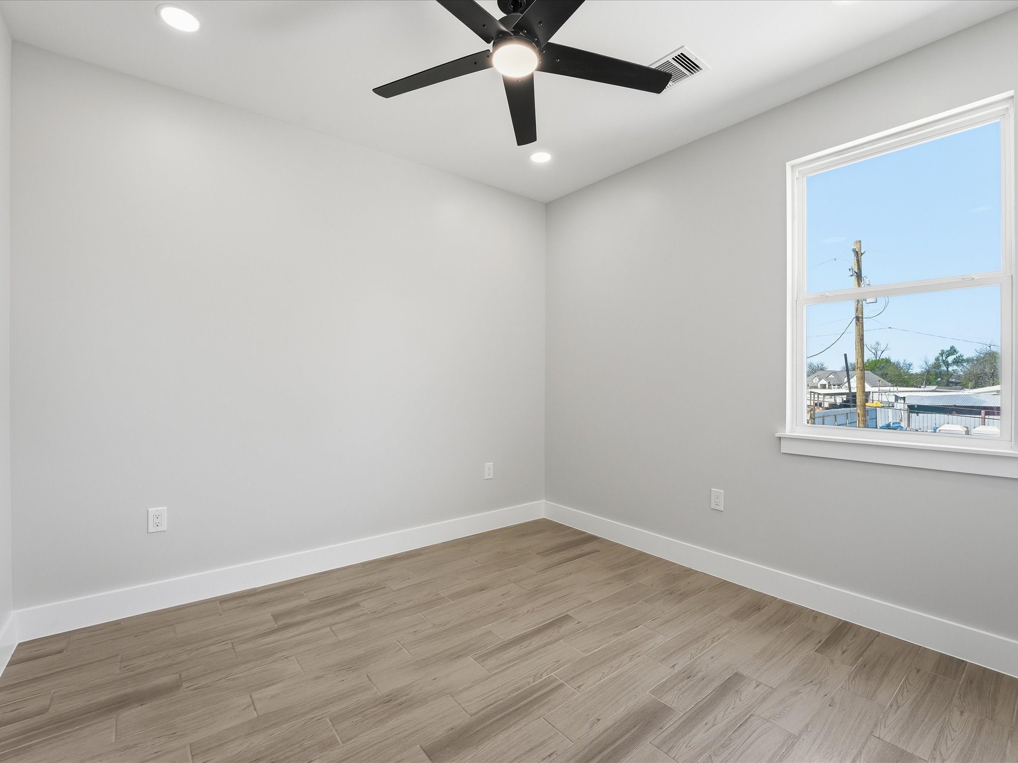 2306 Langley Road Houston, TX 77093 - Photo 20 of 26