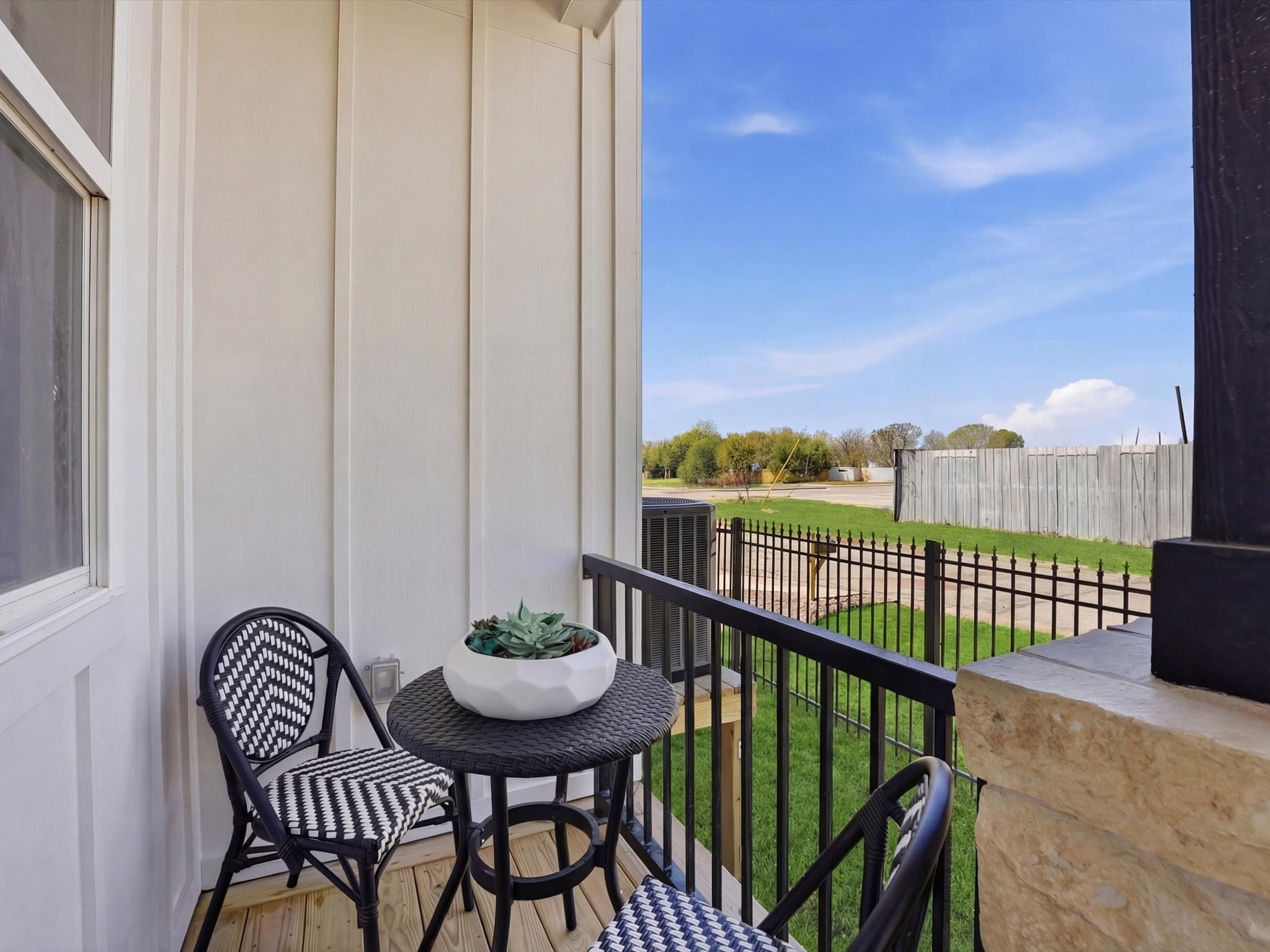 2306 Langley Road Houston, TX 77093 - Photo 23 of 26 Front Porch