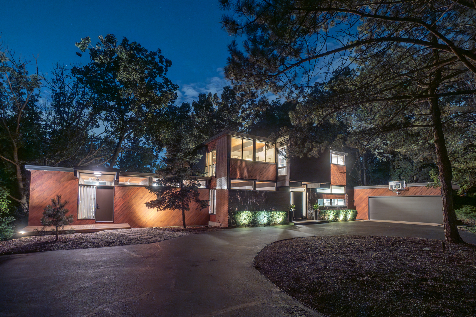 1390 Ridge Road Highland Park, IL 60035 - Photo 3 of 8