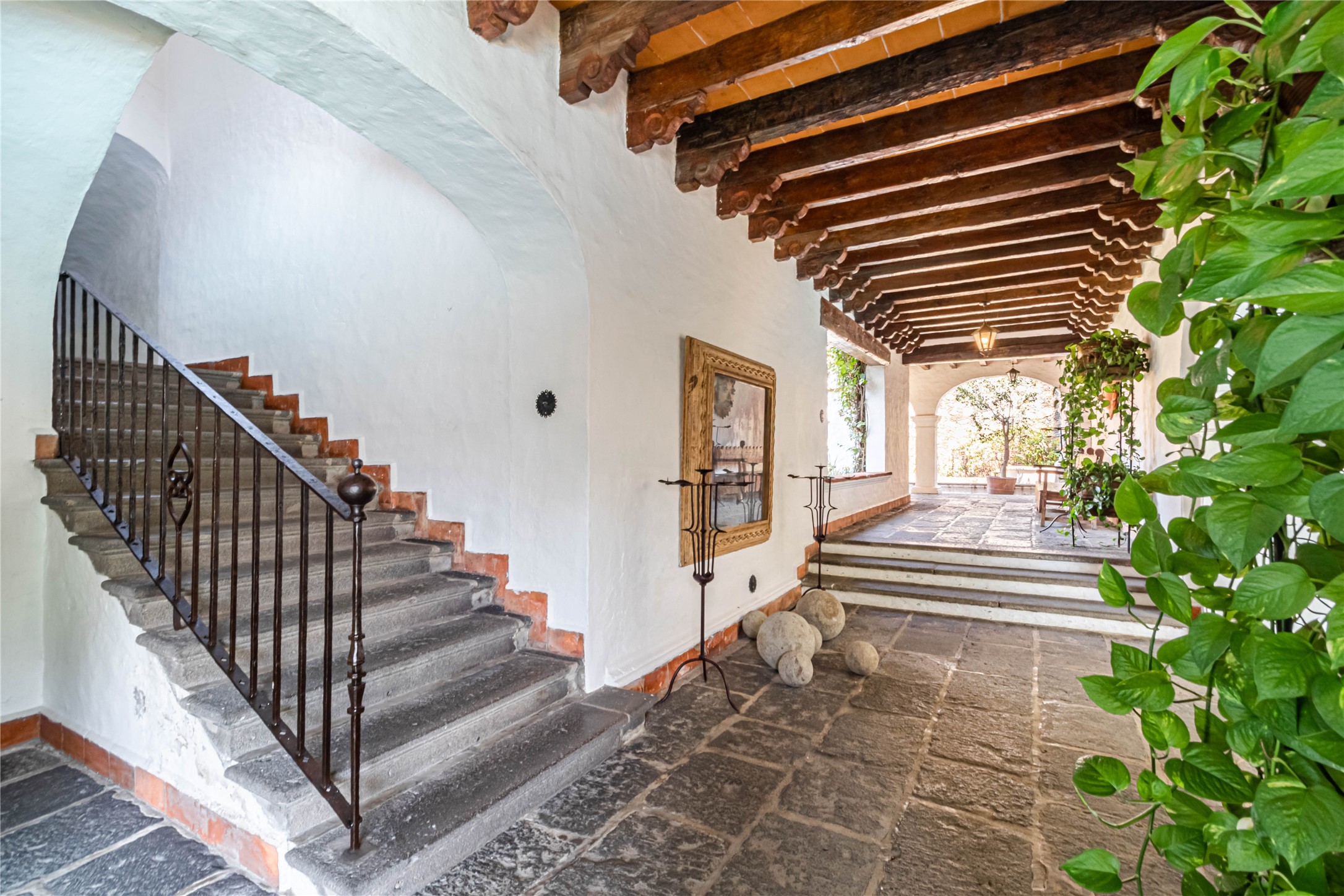 12 Jaime Nuno Granite City, undefined 62040 - Photo 2 of 25 a view of entryway and hall