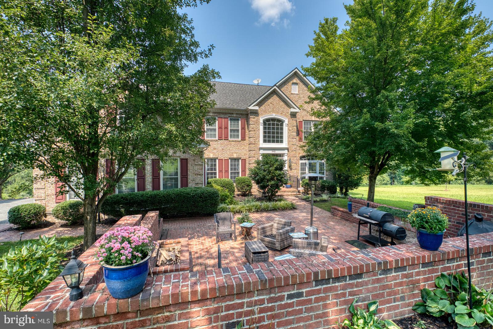 9451 Brink Road Gaithersburg, MD 20882 - Photo 2 of 57 Privacy and beauty!