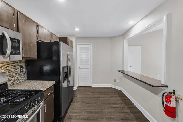 $2,850 | 186 Tulip Lane, Freehold, NJ 07728