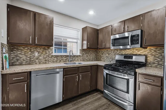 $2,850 | 186 Tulip Lane, Freehold, NJ 07728