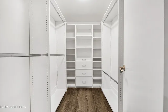 $2,850 | 186 Tulip Lane, Freehold, NJ 07728