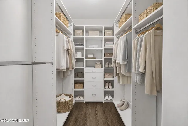 $2,850 | 186 Tulip Lane, Freehold, NJ 07728