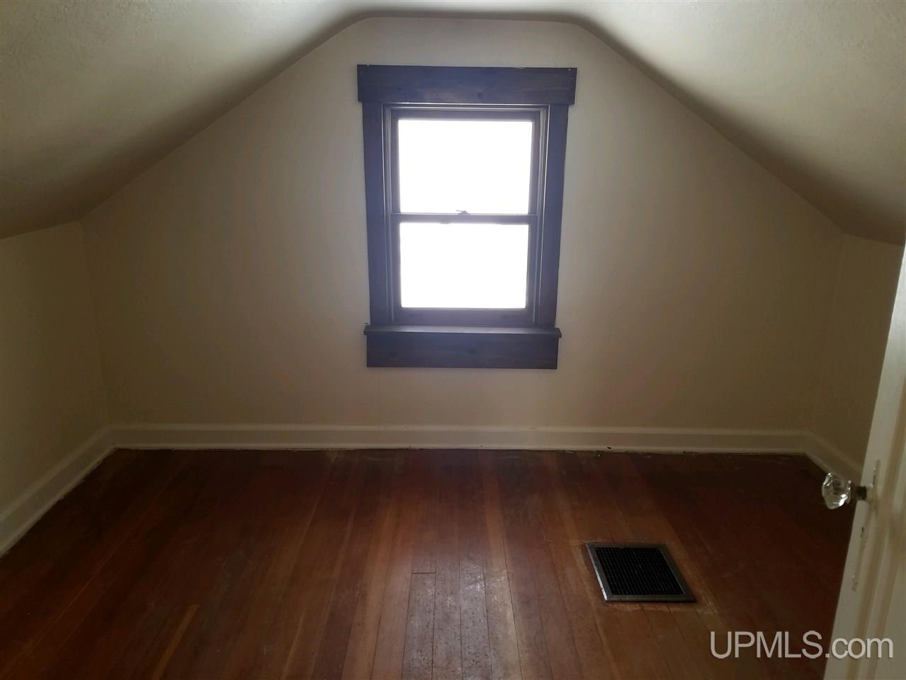 N2810 Valley View Road Norway, MI 49870 - Photo 21 of 24