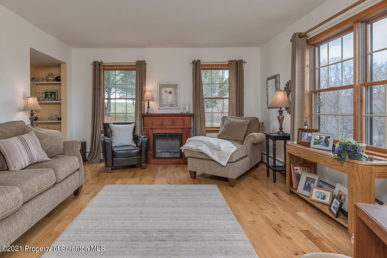 604 Hack Road Dalton, PA 18414 - Photo 3 of 41 Gallery Image 3