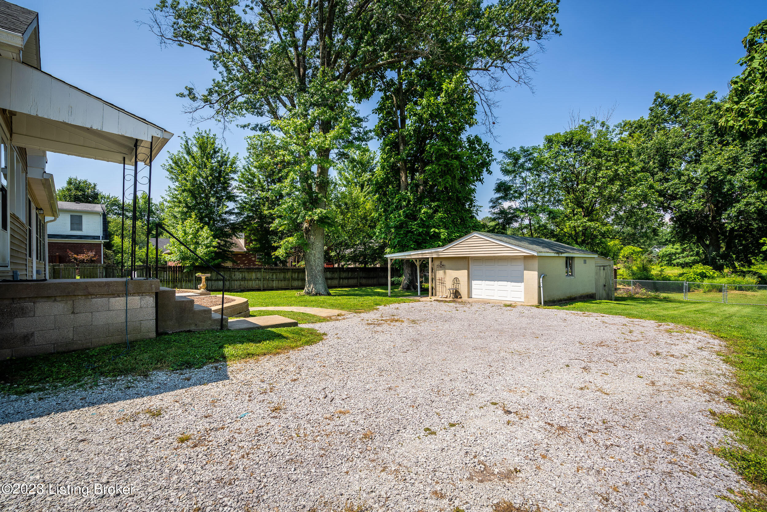 4402 Billtown Road Louisville, KY 40299 - Photo 33 of 34 4402 Billtown Rd-04