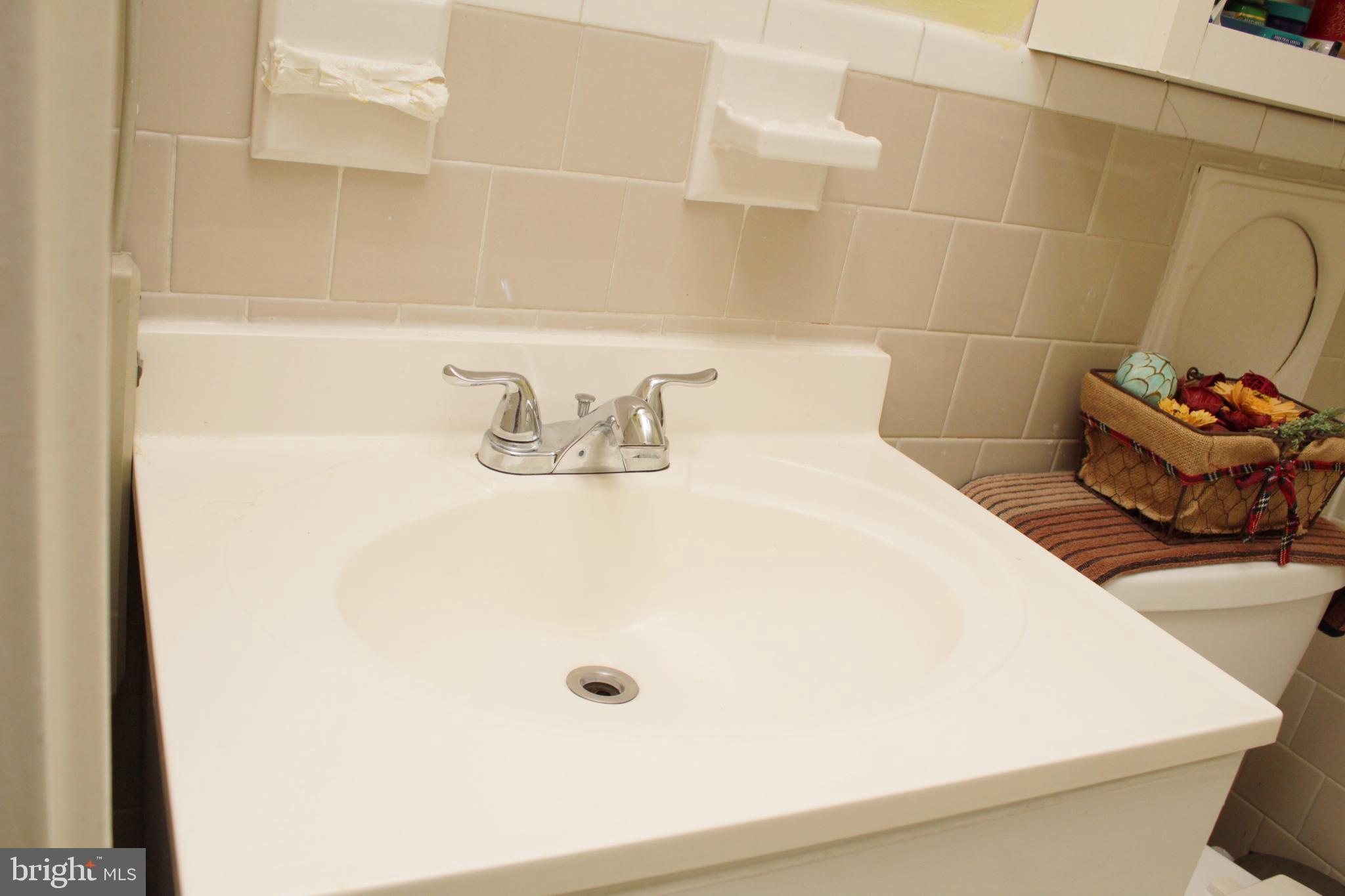 7546 Rabon Avenue Baltimore, MD 21222 - Photo 8 of 14 Gallery Image 8