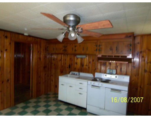 21 Kiwanis Beach Road Upton, MA 01568 - Photo 4 of 12 Gallery Image 4