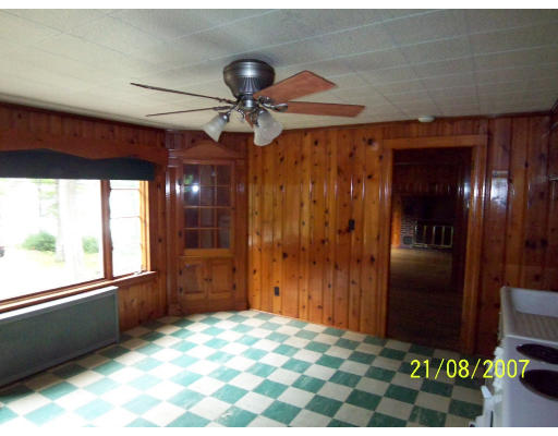 21 Kiwanis Beach Road Upton, MA 01568 - Photo 5 of 12 Gallery Image 5