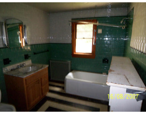 21 Kiwanis Beach Road Upton, MA 01568 - Photo 9 of 12 Gallery Image 9