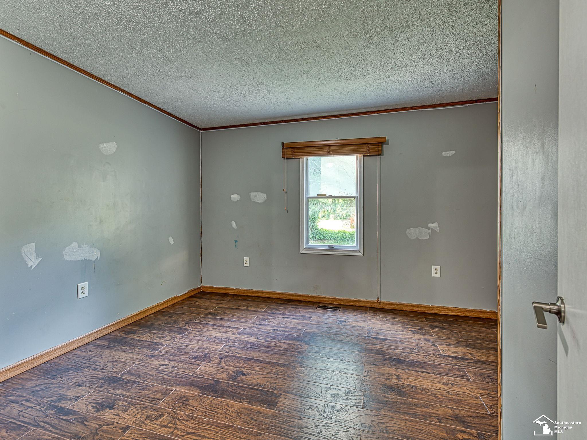 3375 Clinton Way Jackson, MI 49201 - Photo 18 of 37 50179983-e5d8fcc8-87f0-48a9-a3ce-39620a827999.JPG