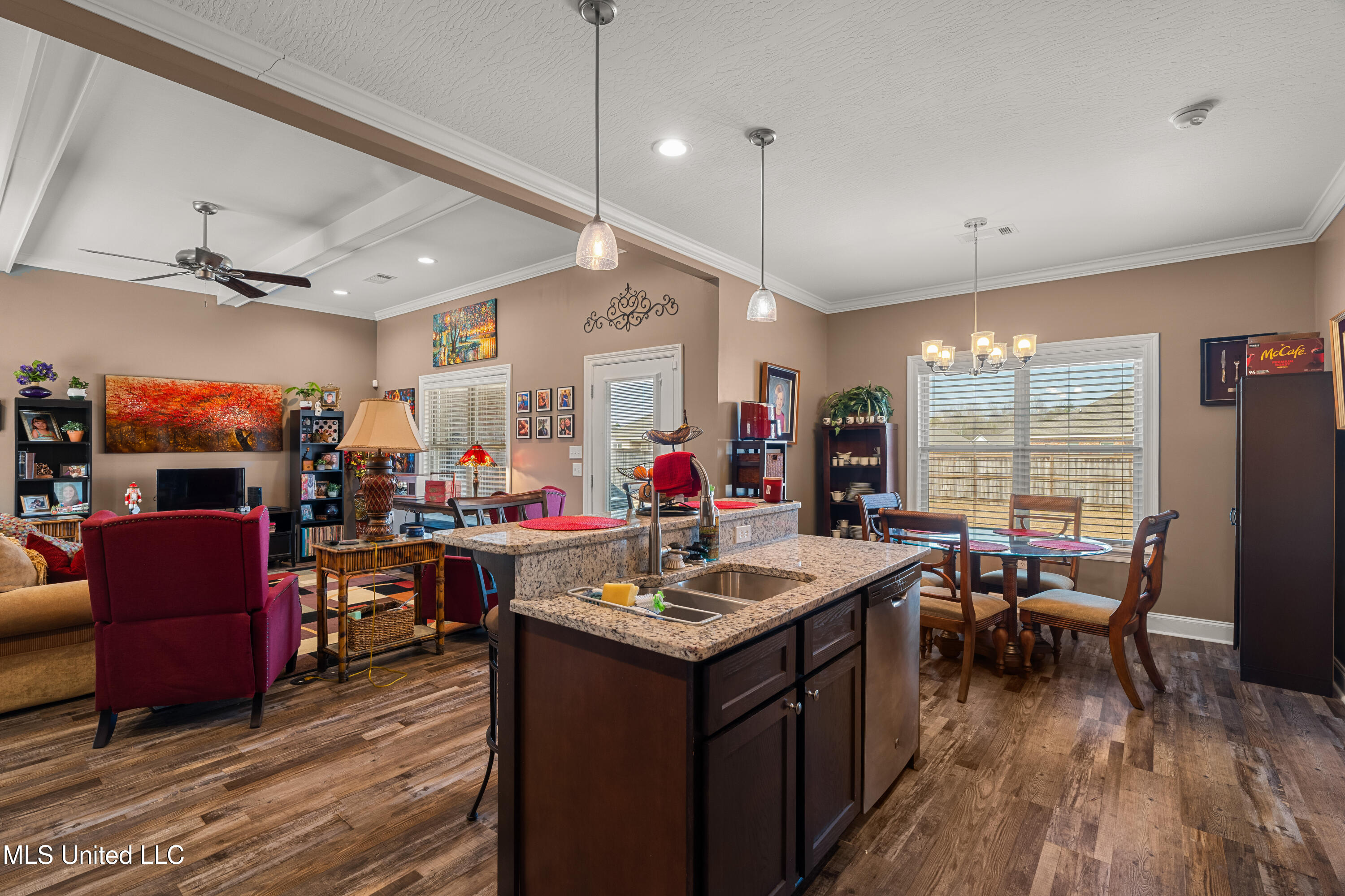 30 Castlewoods Way Petal, MS 39465 - Photo 12 of 42 30_Castlewoods_Wy-8