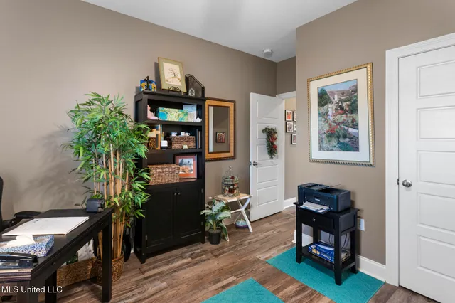 $269,500 | 30 Castlewoods Way, Petal, MS 39465