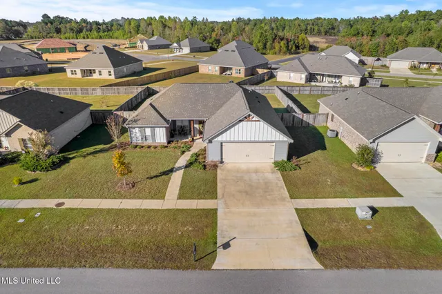 $274,900 | 30 Castlewoods Way, Petal, MS 39465