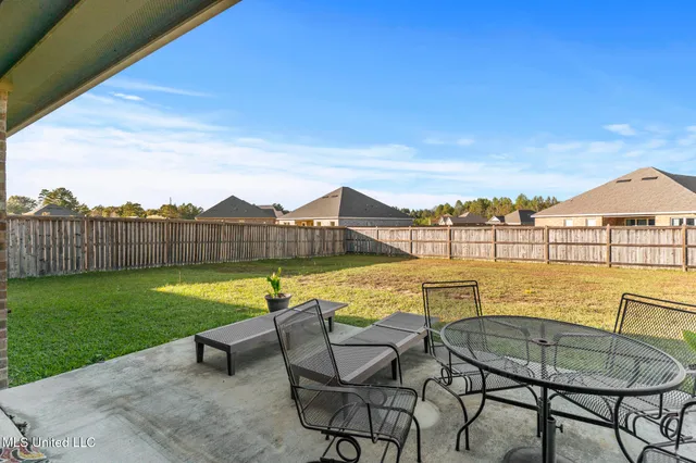 $269,500 | 30 Castlewoods Way, Petal, MS 39465