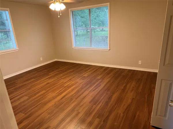 $2,600 | 1934 Austin Avenue, Port Arthur, TX 77640