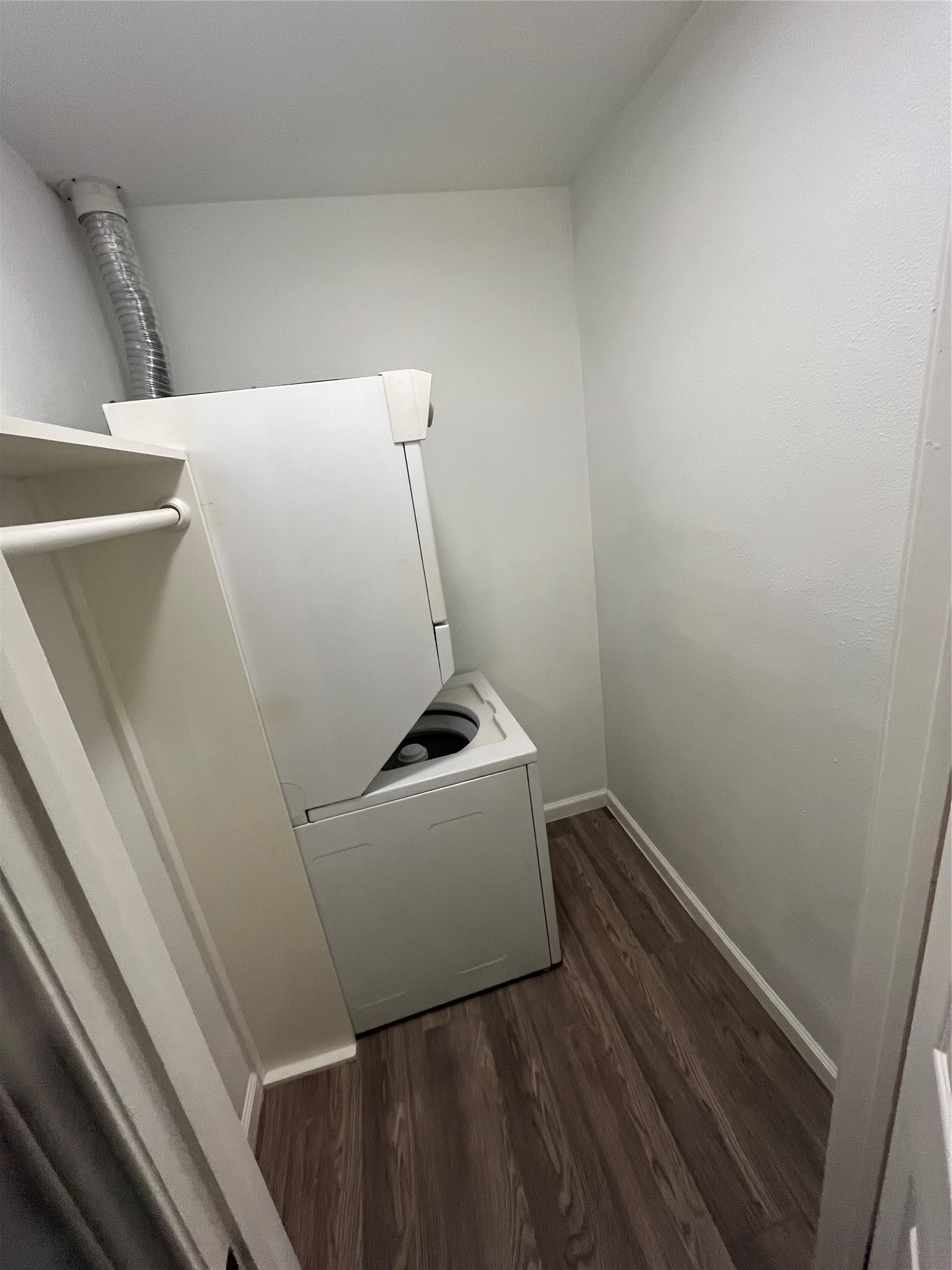 1722 Colquitt Street, Unit 3 Houston, TX 77098 - Photo 6 of 7 Closet with W/D included