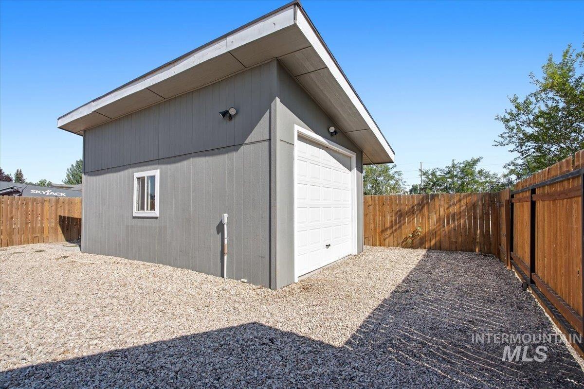 3029 North Maple Grove Road Boise, ID 83704 - Photo 39 of 48 Gallery Image 39