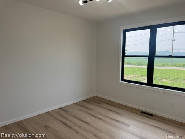 7260 Newark Road Imlay City, MI 48444 - Photo 13 of 29