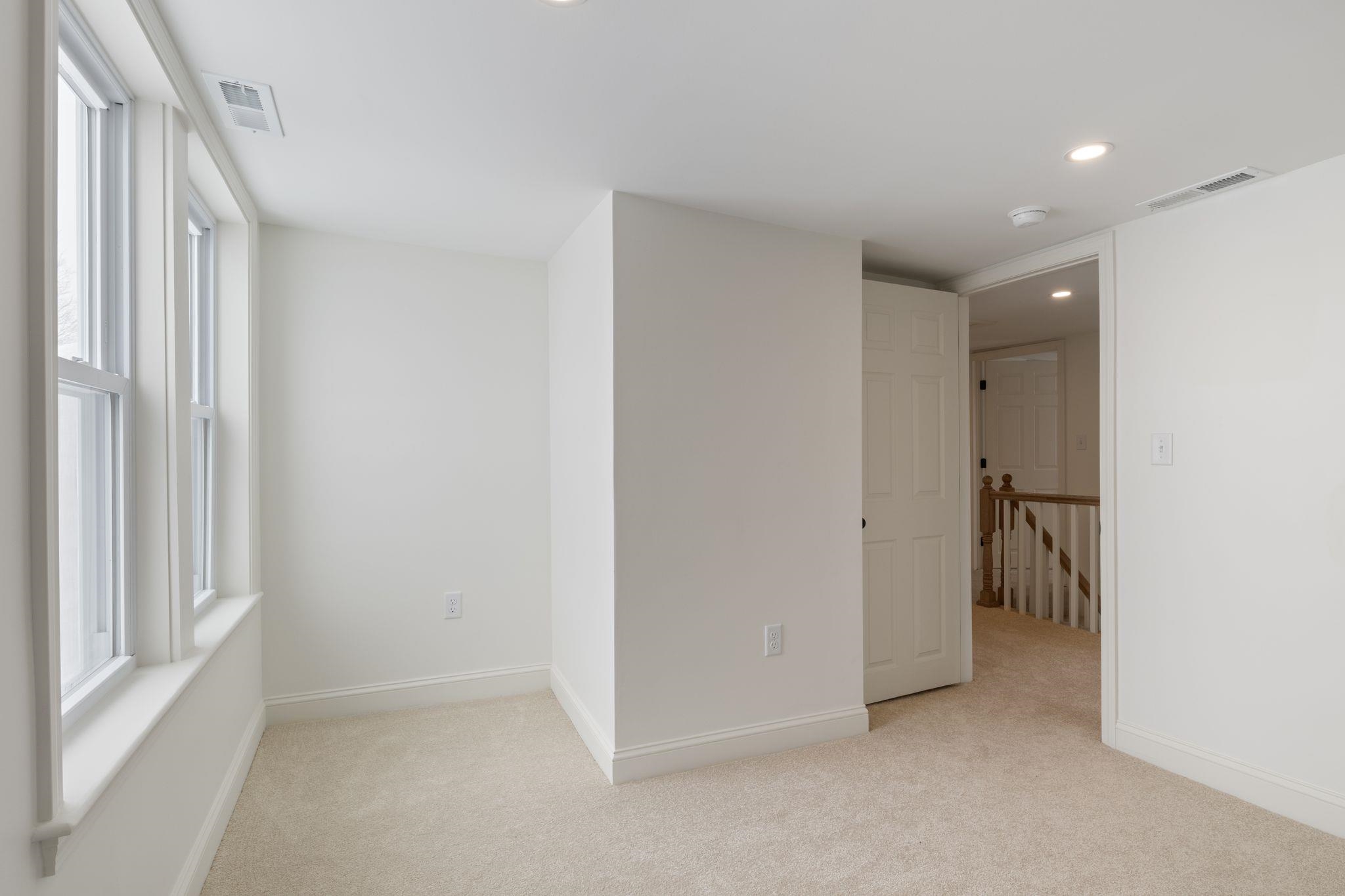 58 South State Street Concord, NH 03301 - Photo 37 of 47