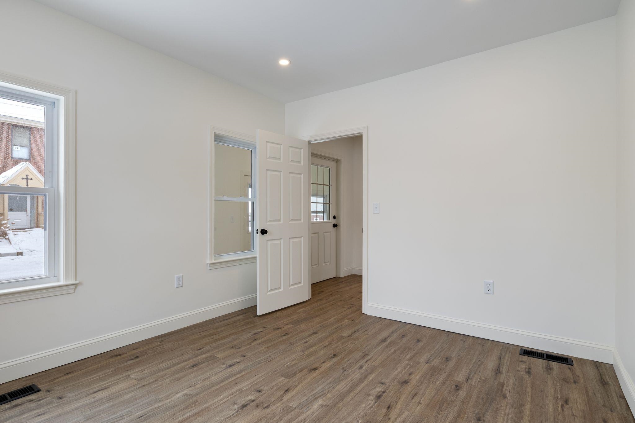 58 South State Street Concord, NH 03301 - Photo 10 of 47