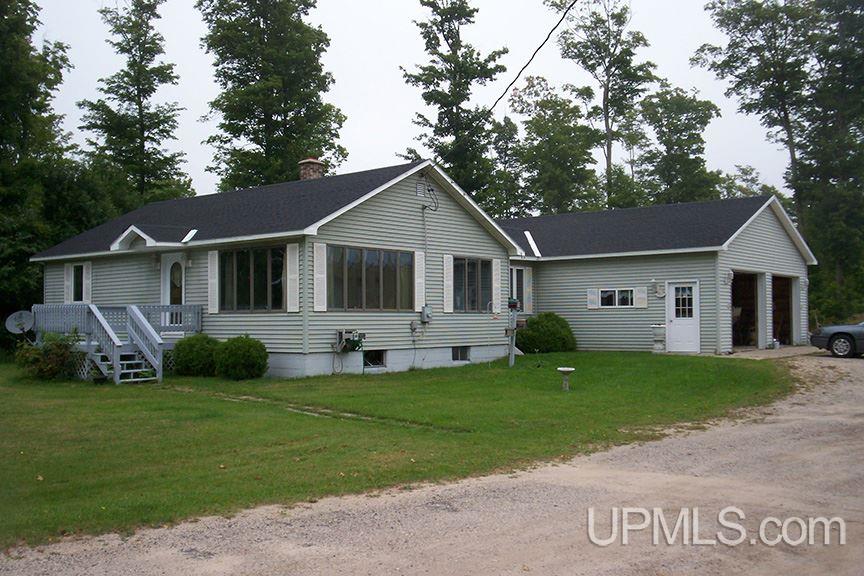1808 North Kendall Road Manistique, MI 49854 - Photo 3 of 20 Gallery Image 3