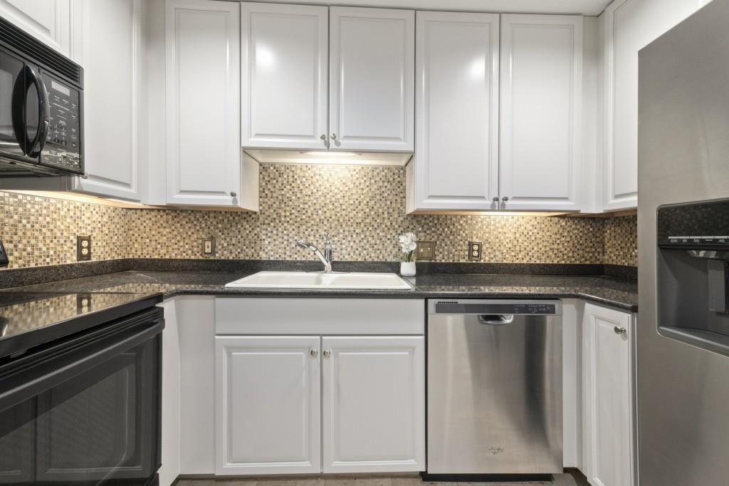 195 14th Street Northeast, Unit 404 Atlanta, GA 30309 - Photo 20 of 37