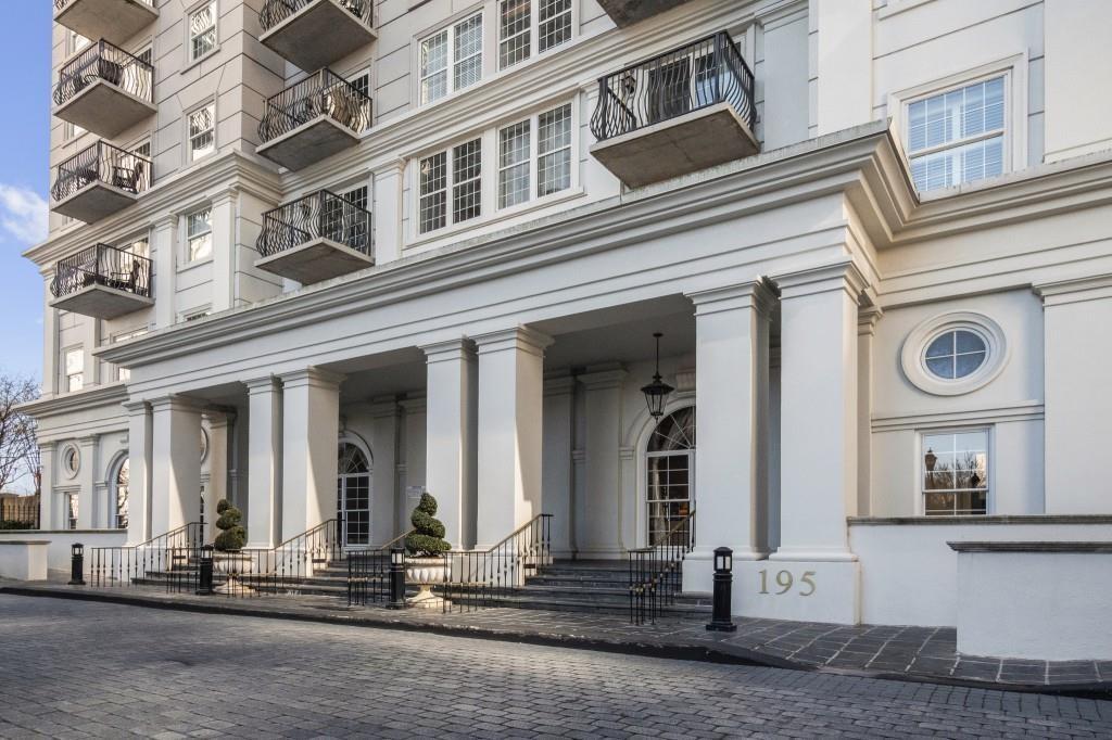 195 14th Street Northeast, Unit 404 Atlanta, GA 30309 - Photo 3 of 37