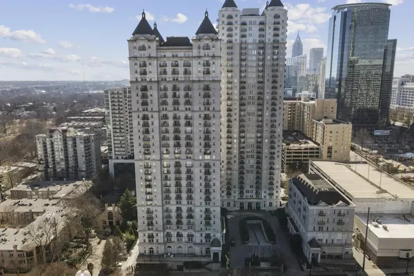 $1,825 | 195 14th Street Northeast, Unit 404, Atlanta, GA 30309