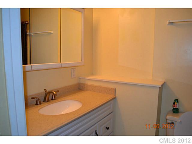 6706 Thermal Road, Unit 80 Charlotte, NC 28211 - Photo 12 of 15 Gallery Image 12