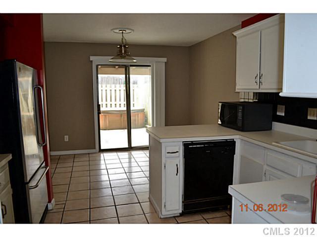 6706 Thermal Road, Unit 80 Charlotte, NC 28211 - Photo 5 of 15 Gallery Image 5