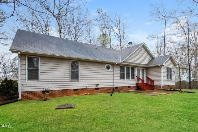 $2,025 | 7201 Cedric Drive, Raleigh, NC 27603