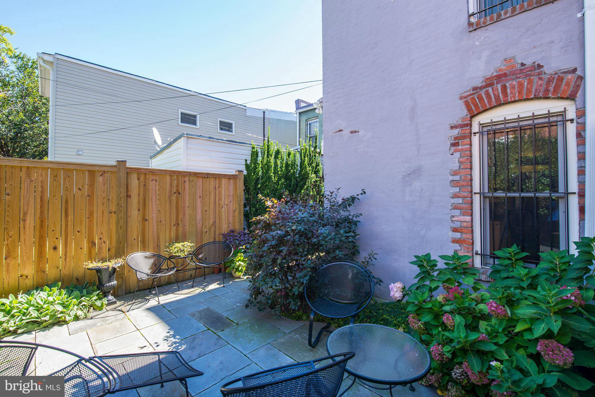 402 K Street Northeast Washington, DC 20002 - Photo 18 of 23 Tucked patio seating, artistic details