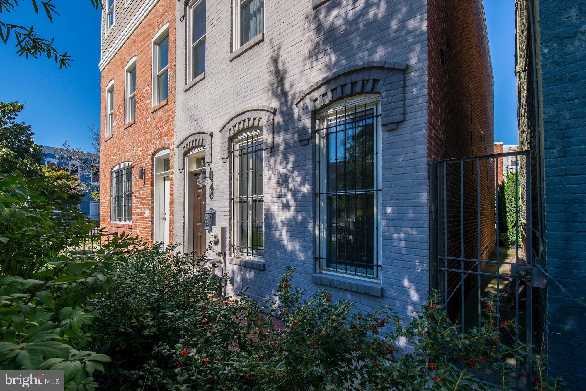 402 K Street Northeast Washington, DC 20002 - Photo 23 of 23 Semi-detached, gated access to back from front.