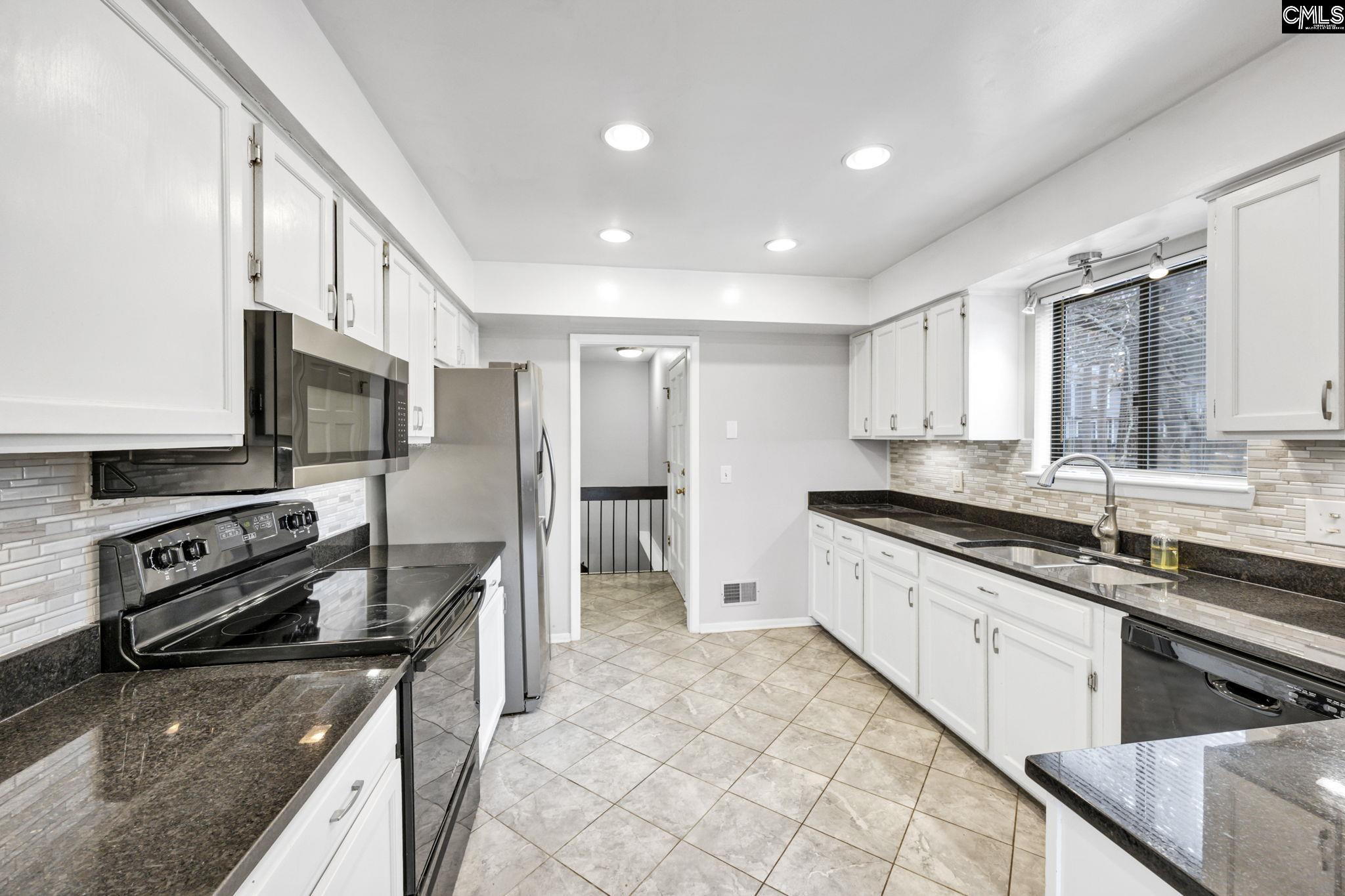 300 Outrigger Lane Columbia, SC 29212 - Photo 9 of 44
