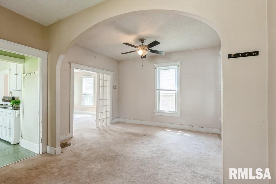 2308 18th Avenue Moline, IL 61265 - Photo 10 of 14