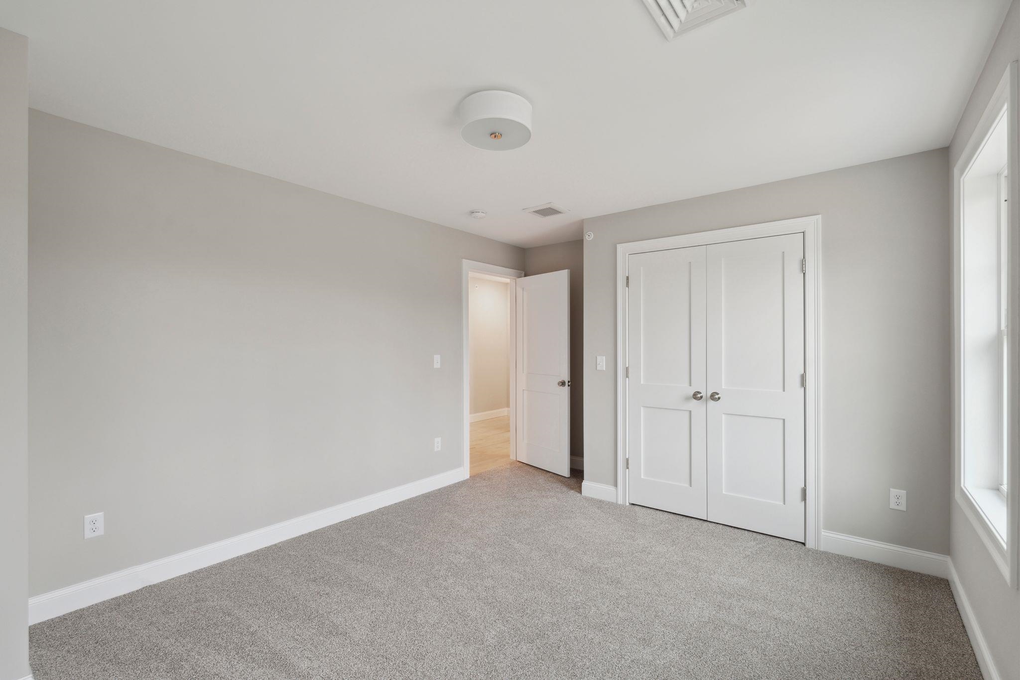 125 Meaderboro Road, Unit 18 Rochester, NH 03867 - Photo 3 of 18