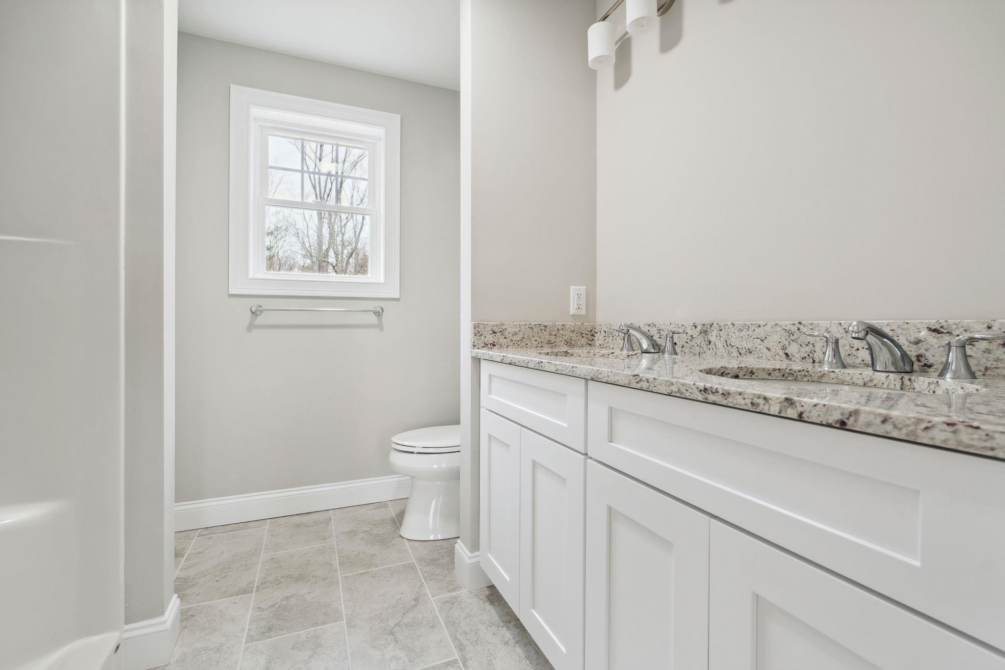 125 Meaderboro Road, Unit 18 Rochester, NH 03867 - Photo 5 of 18